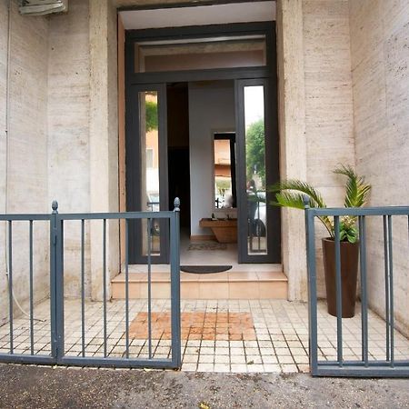 Guesthouse Il Gong Rome Exterior photo